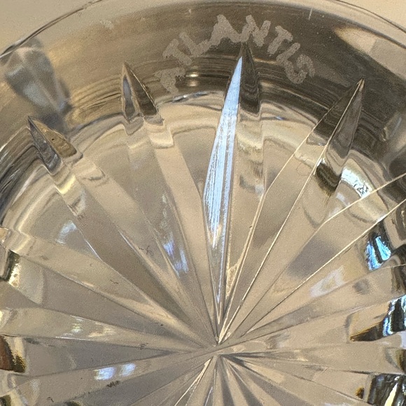 Atlantis Crystal Bud Vase - Picture 4 of 8